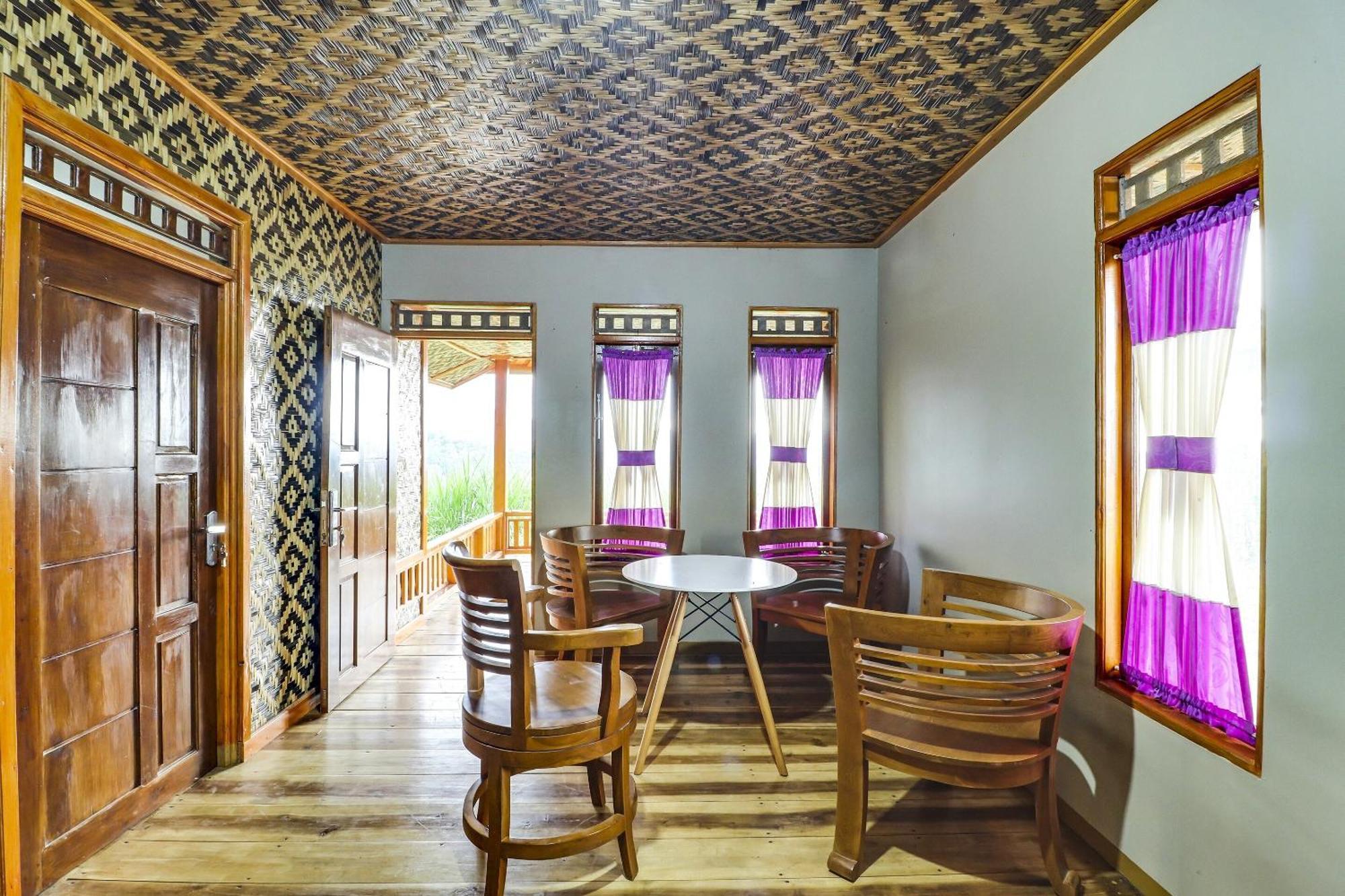 Oyo Homes 90956 Desa Wisata Guranteng Pendjalu Dış mekan fotoğraf