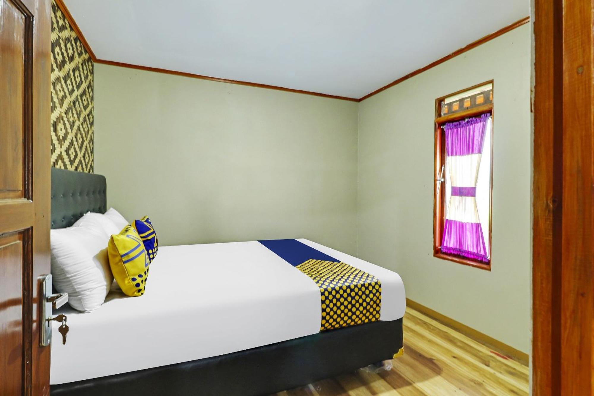 Oyo Homes 90956 Desa Wisata Guranteng Pendjalu Dış mekan fotoğraf
