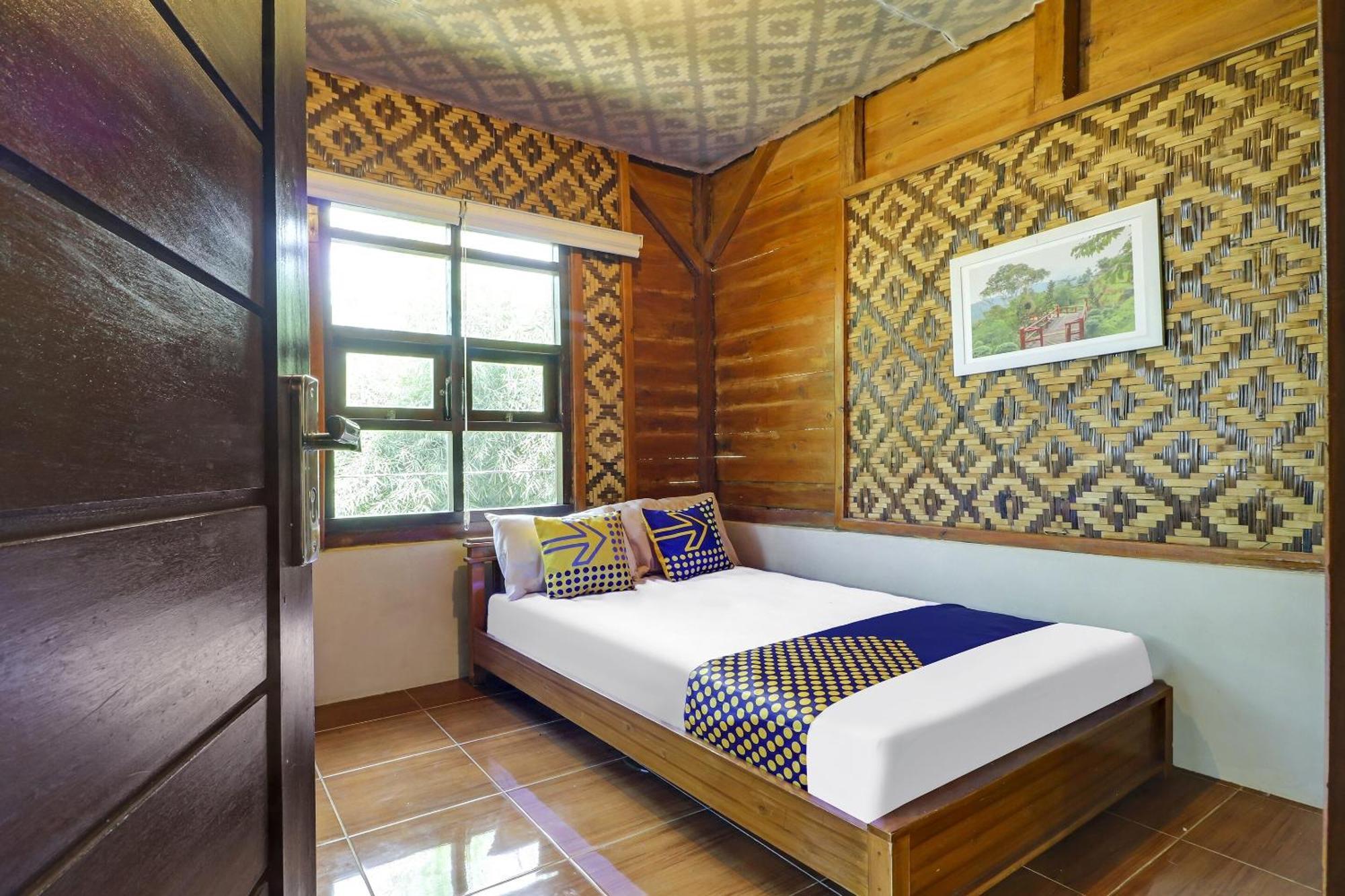 Oyo Homes 90956 Desa Wisata Guranteng Pendjalu Dış mekan fotoğraf