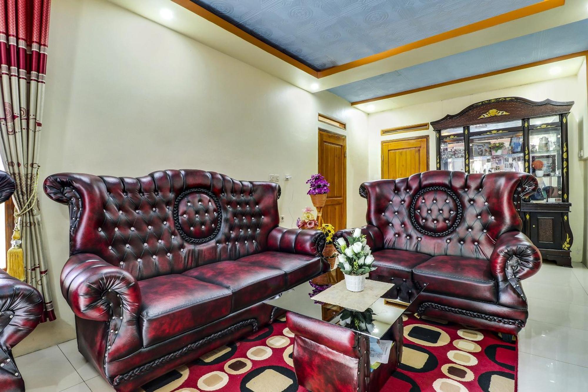 Oyo Homes 90956 Desa Wisata Guranteng Pendjalu Dış mekan fotoğraf